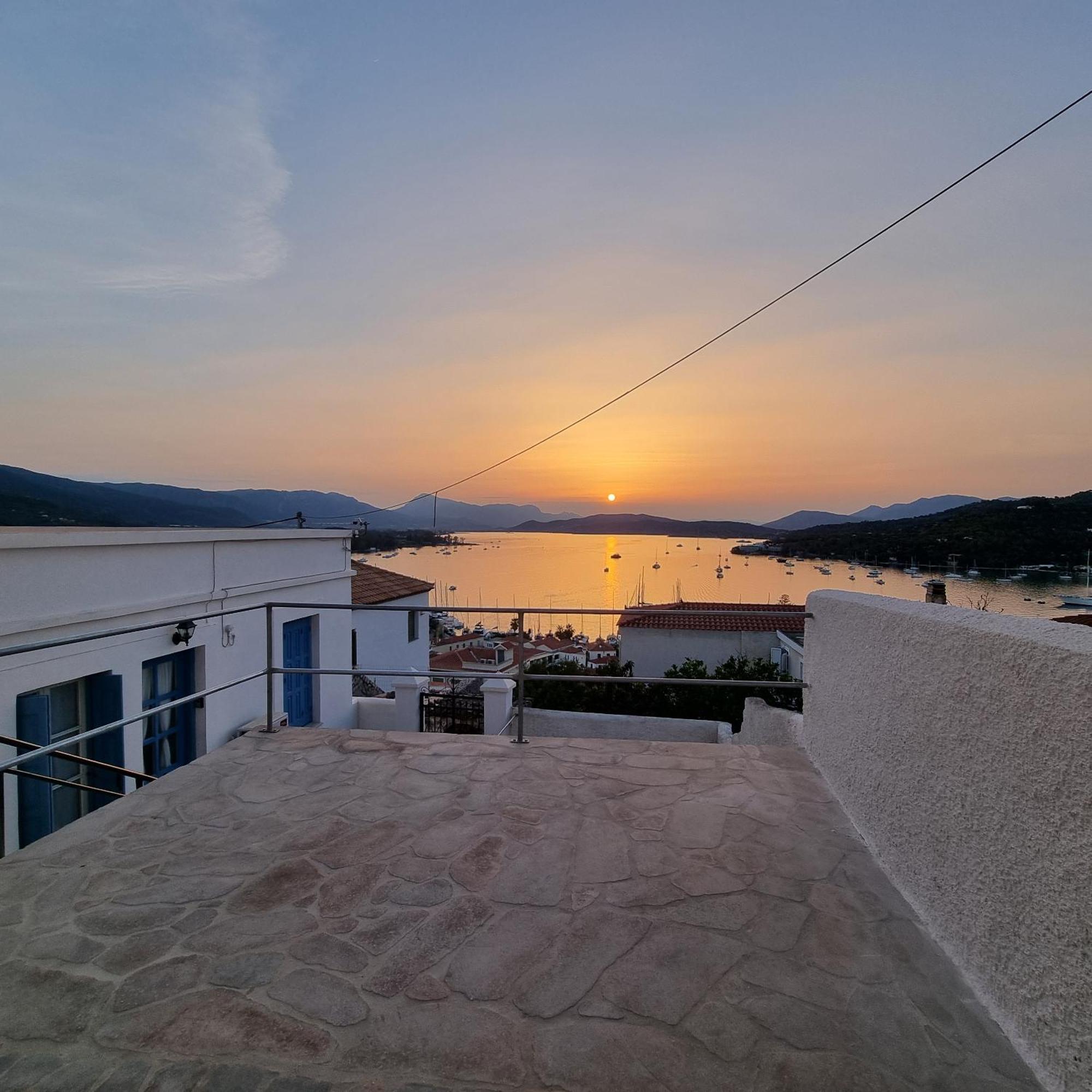 Panoramic View Apartment Poros Town Exterior foto